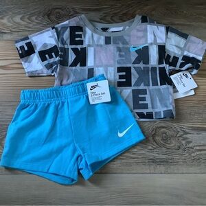 Nike girls tee & shorts set size 2T or 4T(NWT)